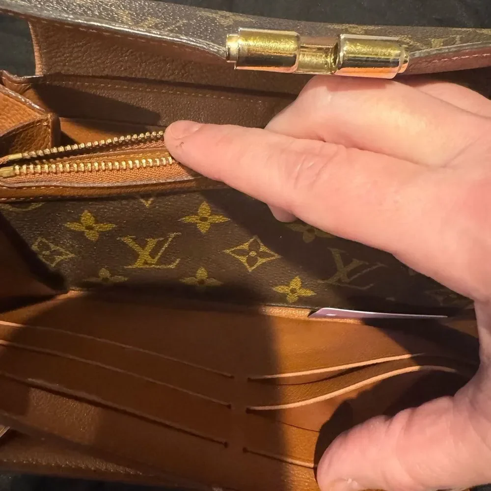 Louis Vuitton Brown Monogram Elysee Wallet - Picture 4 of 11